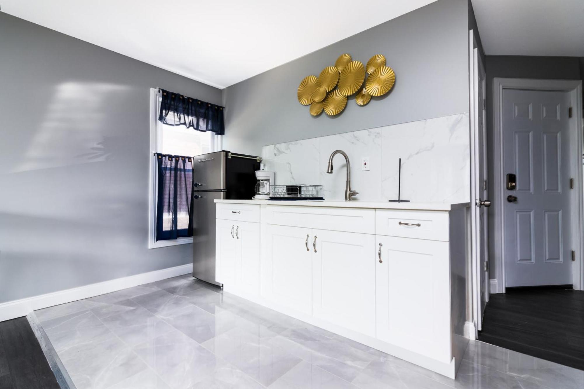 Quaint 1 Bedroom Apartment Sleeps 2-3, Near ไนแอการาฟอลส์ ภายนอก รูปภาพ