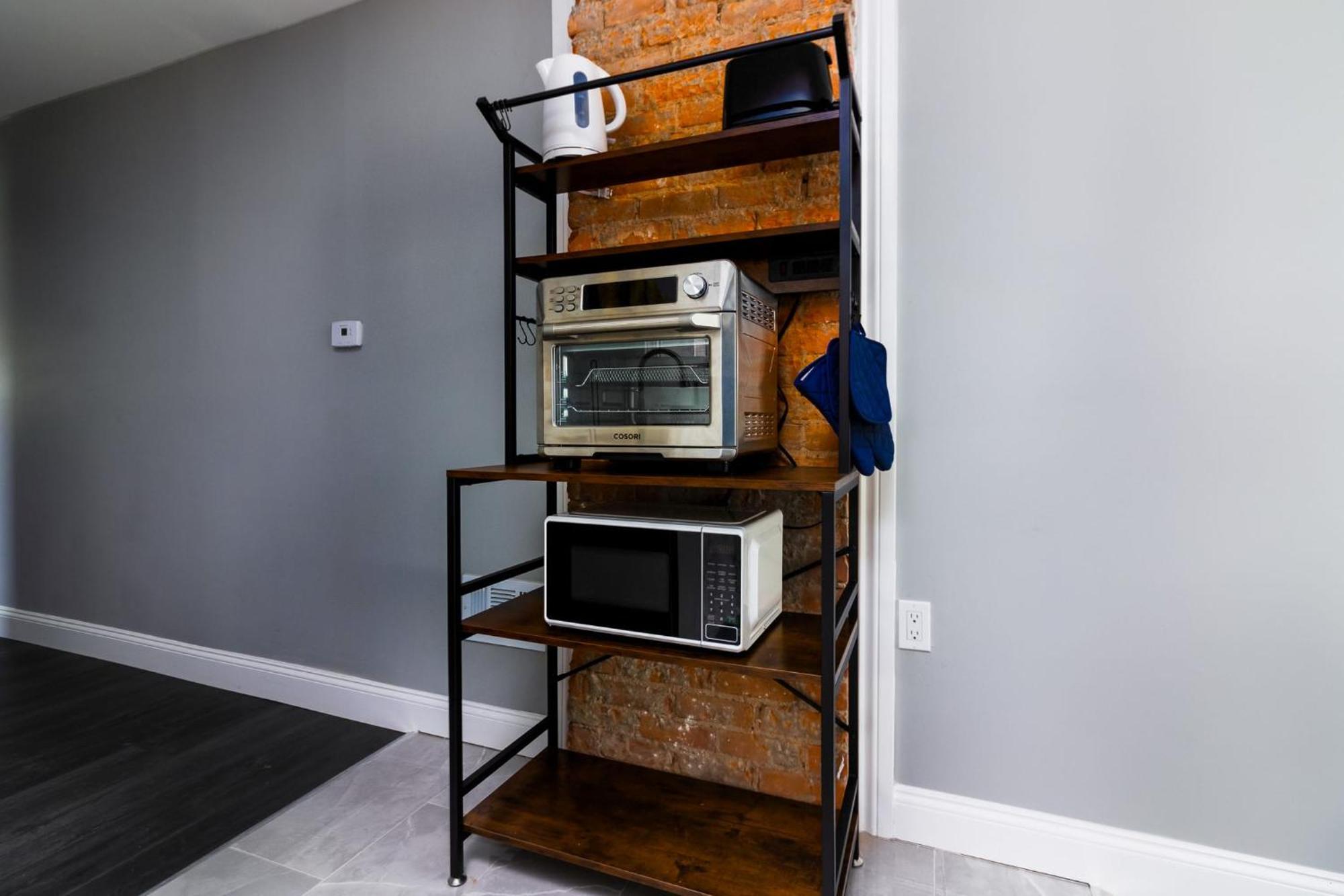 Quaint 1 Bedroom Apartment Sleeps 2-3, Near ไนแอการาฟอลส์ ภายนอก รูปภาพ